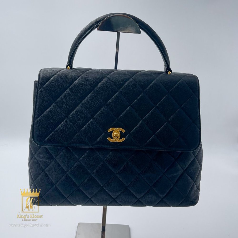 CHANEL CAVIAR VINTAGE JUMBO KELLY FLAP BAG
